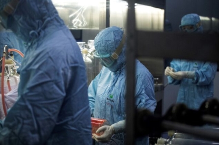 Một nhà virus học trốn khỏi Trung Quốc cáo buộc Bắc Kinh che giấu thông tin về đại dịch