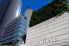 Huỷ bỏ ‘văn hoá xoá sổ’ bằng cách bảo vệ ‘Hệ tư tưởng chính trị’ trong các luật về quyền dân sự