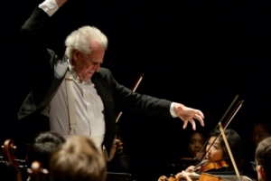 Vừa mới mẻ, vừa quen thuộc: Bản giao hưởng số 9 của Beethoven