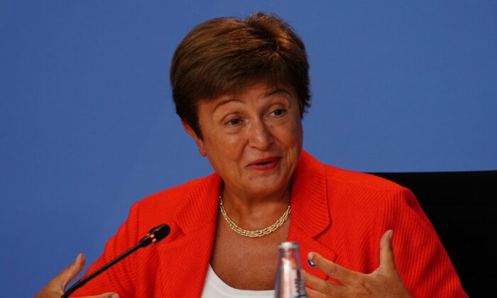 Kết quả điều tra: các lãnh đạo Ngân hàng Thế giới, gồm cả Giám đốc IMF, đã ép buộc nhân viên tăng thứ hạng của Trung Quốc