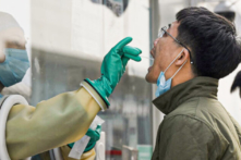 Bắc Kinh siết chặt quy định ra vào thành phố đối với các khu vực có cửa khẩu đường bộ 