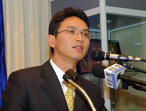 quan chức lãnh sự quán Trung Quốc