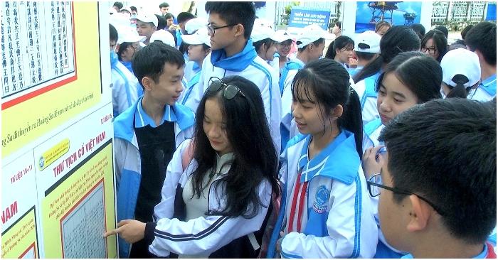 Việt Nam ngày 21/2