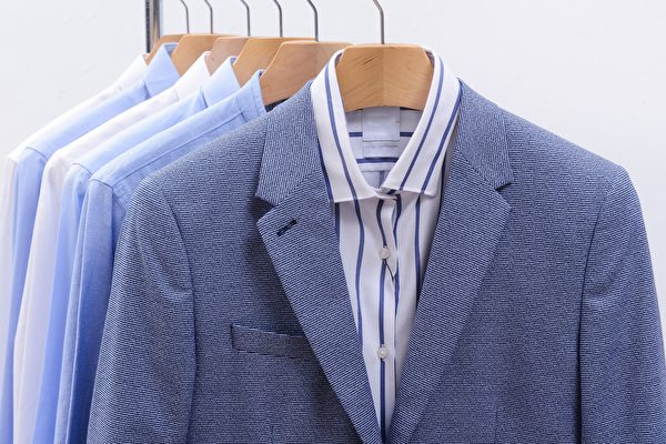 Kỹ thuật ‘miếng vá vô hình’ biến quần áo hỏng thành nguyên vẹn như mới