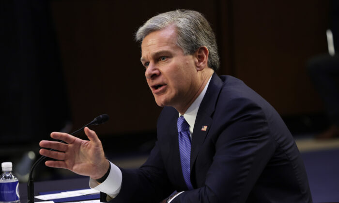 Ông Wray: FBI tiến hành phát triển các nguồn tin tốt hơn sau vụ xâm phạm Điện Capitol