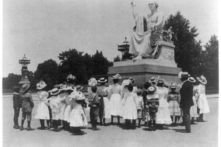 Nghệ thuật cổ điển Hoa Kỳ: Tác phẩm ‘George Washington’ của nhà điêu khắc Horatio Greenough