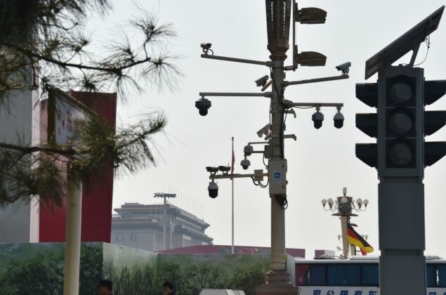 Trung Quốc đang trở thành một nhà tù lớn, cư dân sống trong sự giám sát của ban quản lý tòa nhà