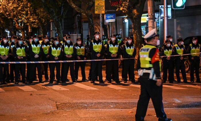 Trung Quốc áp dụng mức kiểm duyệt khẩn cấp sau biểu tình hàng loạt