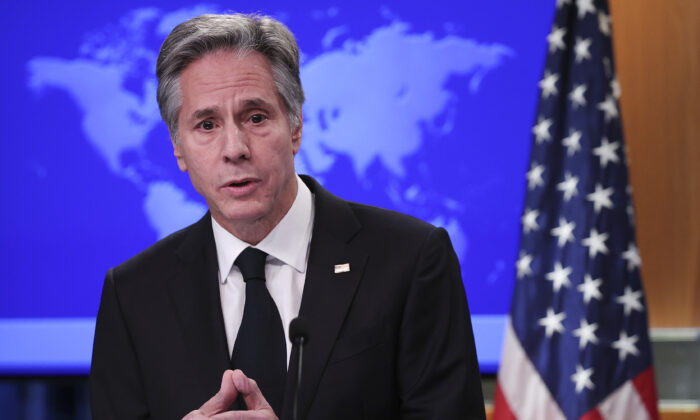 Ngoại trưởng Hoa Kỳ Antony Blinken nói chuyện trong một cuộc họp báo tại Bộ Ngoại giao hôm 22/12/2022 tại Hoa Thịnh Đốn. (Ảnh: Win McNamee/Getty Images)