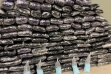 Ảnh chụp khoảng 1 triệu viên thuốc fentanyl giả bị thu giữ ở Inglewood, California, hồi tháng 07/2022. (Ảnh: Cơ quan Phòng chống Ma túy Hoa Kỳ)