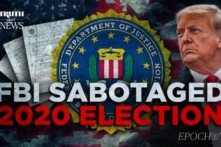 Chính người đặc vụ FBI thúc đẩy câu chuyện giả dối về sự thông đồng giữa cựu Tổng thống Trump và Nga sau đó đã khép lại cuộc điều tra về ông Hunter Biden, ảnh chụp màn hình chương trình “Truth Over News” (“Sự Thật Hơn Là Tin Tức”). (Ảnh: The Epoch Times)