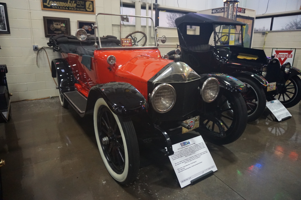 Chiếc xe du lịch Oakland Model 36 tương tự đời 1914. (Ảnh: Michael Barera/CC BY-SA 4.0)