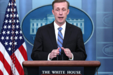 Cố vấn An ninh Quốc gia Jake Sullivan nói trong cuộc họp báo thường nhật tại Phòng họp báo James S. Brady của Tòa Bạch Ốc ở Hoa Thịnh Đốn, ngày 20/09/2022. (Ảnh: Alex Wong/Getty Images)