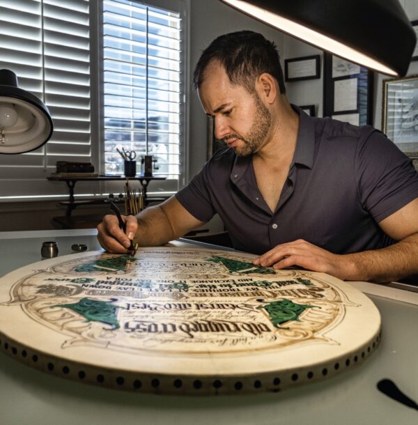 Anh Jake Weidmann tin rằng nghệ thuật có thể đóng vai trò như một minh chứng cho sự mỹ hảo trong các tạo hóa của Chúa. (Ảnh: Đăng dưới sự cho phép của anh Jake Weidmann)