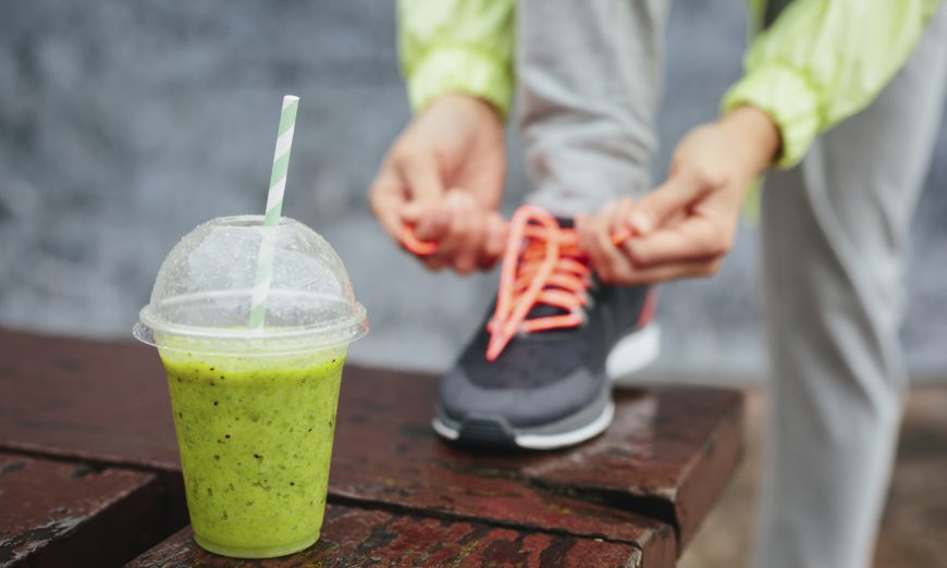 Sinh tố giải độc xanh. (Dirima/iStock)