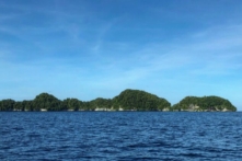 Toàn cảnh quần đảo Rock ở quốc đảo Palau thuộc Thái Bình Dương vào ngày 15/02/2018. - Palau đã kêu gọi quân đội Hoa Kỳ xây dựng các căn cứ trên lãnh thổ của mình, nằm trong khu vực mà Hoa Thịnh Đốn đang đẩy lùi ảnh hưởng ngày càng tăng của Trung Quốc. (Ảnh: Mikhail Flores/AFP qua Getty Images)