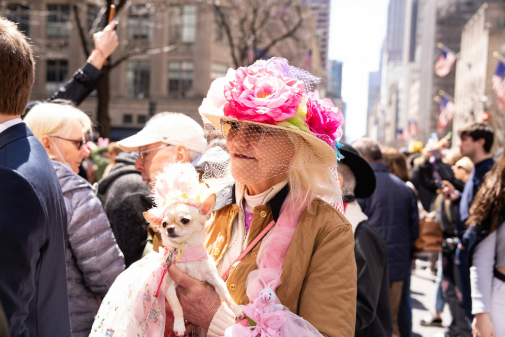 27.Diễn hành Lễ Phục Sinh và Lễ hội Bonnet ở thành phố New York hôm 09/04/2023. (Ảnh: Larry Dye/The Epoch Times)