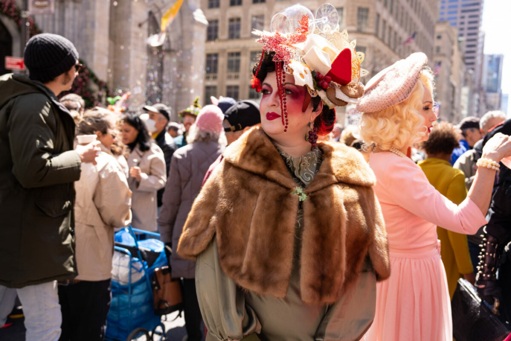 38.Diễn hành Lễ Phục Sinh và Lễ hội Bonnet ở thành phố New York hôm 09/04/2023. (Ảnh: Larry Dye/The Epoch Times)