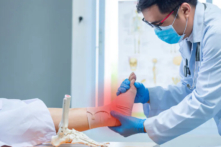 Triệu chứng viêm là một phản xạ tự nhiên trong quá trình tự chữa bệnh của cơ thể (Ảnh: Tong_stocker/ Shutterstock)