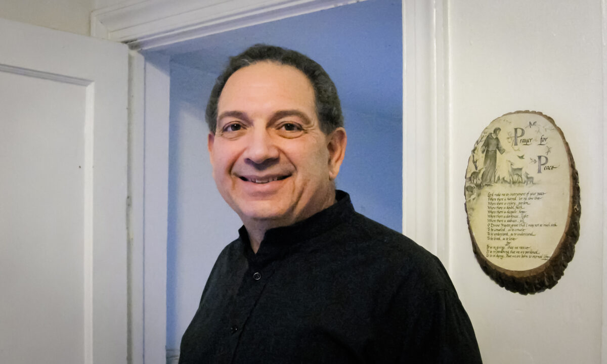 Ông Frank James Cellucci từ Santa Cruz, California. (Ảnh: Đăng dưới sự cho phép của ông Frank James Cellucci)