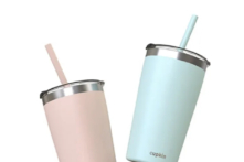 Ly uống nước dành cho trẻ em bằng thép không gỉ có thành đôi nhãn hiệu Cupkin. (Ảnh: Ủy ban An toàn Sản phẩm Tiêu dùng Hoa Kỳ thông qua AP)