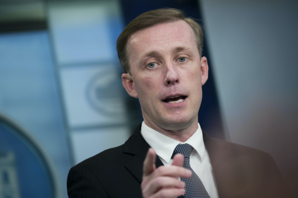 Cố vấn An ninh Quốc gia Tòa Bạch Ốc Jake Sullivan nói trong cuộc họp báo thường nhật tại Tòa Bạch Ốc, hôm 07/07/2023. (Ảnh: Drew Angerer/Getty Images)