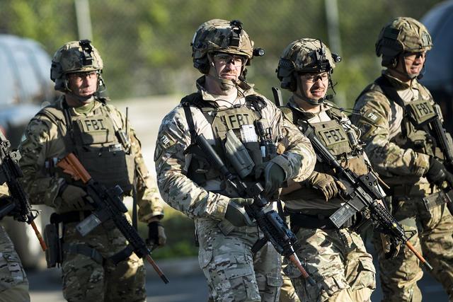 Cuộc thăm dò cho thấy đa số cử tri lo sợ nước Mỹ đang trở thành quốc gia cảnh sát