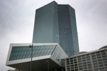 Trụ sở chính của Ngân hàng Trung ương u Châu (ECB) được chụp tại Frankfurt am Main, Đức, vào ngày 12/03/2020. (Ảnh: Daniel Roland/AFP qua Getty Images)