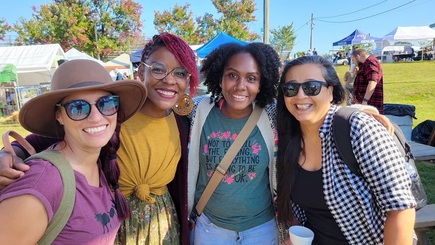 Một nhóm bạn ở hội nghị nông dân. (Ảnh: Đăng dưới sự cho phép của Hội nghị Nông dân Hoa Kỳ)