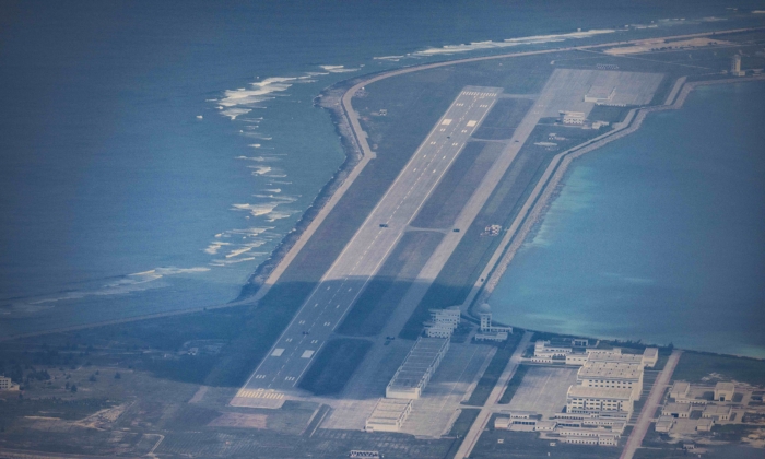 David bé nhỏ đấu với gã khổng lồ Goliath ở Biển Đông