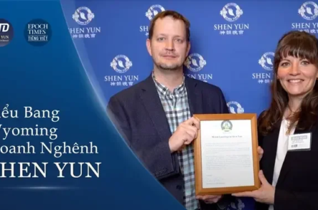 Các quan chức tiểu bang Wyoming hoan nghênh Shen Yun đến Cheyenne