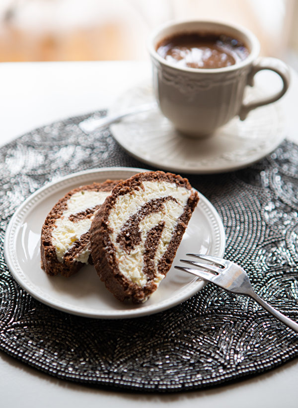 Bánh cuộn Ricotta vị cam kiểu Ý mềm ấm, không quá ngọt và vô cùng thơm ngon. (Ảnh: Shutterstock)