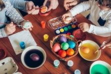 Nguồn gốc bí mật của tục lệ trang trí trứng Phục Sinh