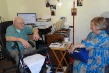 Ông Jones đã viết lách trong nhiều thập niên và từ chối nhận tiền nhuận bút. (Ảnh: Được đăng dưới sự cho phép của ông George Jones)