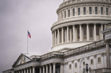 Tòa nhà Quốc hội Hoa Kỳ trong một ngày mưa ở Hoa Thịnh Đốn, hôm 02/04/2024. (Ảnh: Madalina Vasiliu/The Epoch Times)