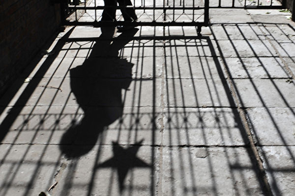 Đầu tháng 05/2024, trong khoảng thời gian ông Tập Cận Bình, lãnh đạo của Đảng Cộng sản Trung Quốc, thực hiện chuyến viếng thăm ba nước Âu Châu, tin tức về việc bắt giữ gián điệp Trung Quốc trên toàn lục địa Âu Châu đột nhiên gia tăng. (Ảnh minh họa: AFP/Getty Images)