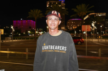 Nhà chiêm tinh Dave Petrella thưởng lãm buổi diễn thứ ba của Đoàn Nghệ thuật Biểu diễn Shen Yun Toàn Cầu tại Trung tâm Nghệ thuật Biểu diễn Dr. Phillips ở Orlando, Hoa Kỳ tối hôm 10/05/2024. (Ảnh: Lâm Nam Vũ/The Epoch Times)