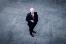 Học giả Hiến Pháp John Eastman ở Los Angeles, hôm 05/04/2024. (Ảnh minh họa của The Epoch Times, John Fredricks/The Epoch Times)