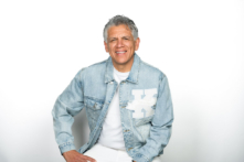 Mục sư Diego Mesa đang sống theo lối sống mà ông coi là lành mạnh thì được chẩn đoán mắc bệnh ung thư thận giai đoạn cuối với nguy cơ tử vong là 50% trong năm đầu tiên. Đó là 16 năm trước.