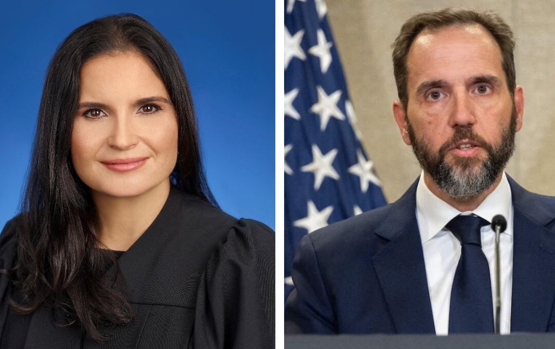 Thẩm phán Địa hạt Liên bang Aileen Cannon và Biện lý Đặc biệt Jack Smith. (Ảnh: Địa hạt Nam Florida của Hoa Kỳ; Saul Loeb/AFP qua Getty Images)