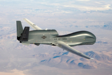 Một phi cơ không người lái RQ-4 Global Hawk. (Ảnh: Không quân Hoa Kỳ/Bobbi Zapka/Ảnh tư liệu phát qua Reuters)