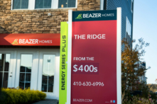 Những ngôi nhà được rao bán ở Maryland hôm 12/11/2023. (Ảnh: Madalina Vasiliu/The Epoch Times)