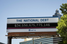 Đồng hồ Nợ Quốc gia ở Atlanta, Georgia, hôm 20/05/2024. (Ảnh: Madalina Vasiliu/The Epoch Times)