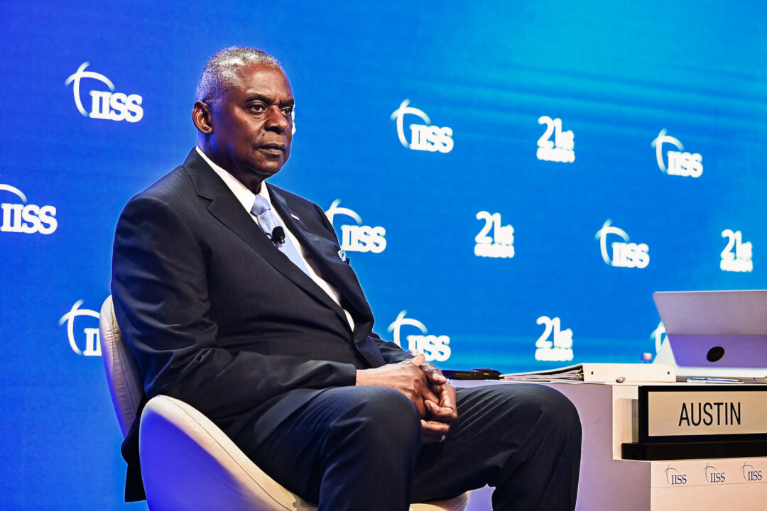 Bộ trưởng Quốc phòng Hoa Kỳ Lloyd Austin tham dự Hội nghị thượng đỉnh Đối thoại Shangri-La lần thứ 21 tại Singapore, hôm 01/06/2024. (Ảnh: Nhạc Nguyễn/AFP/Getty images)