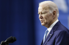 Tổng thống Joe Biden có bài diễn thuyết tại Trung tâm Giải trí Kempsville ở Virginia Beach, Virginia, vào ngày 28/02/2023. (Ảnh: Anna Moneymaker/Getty Images)