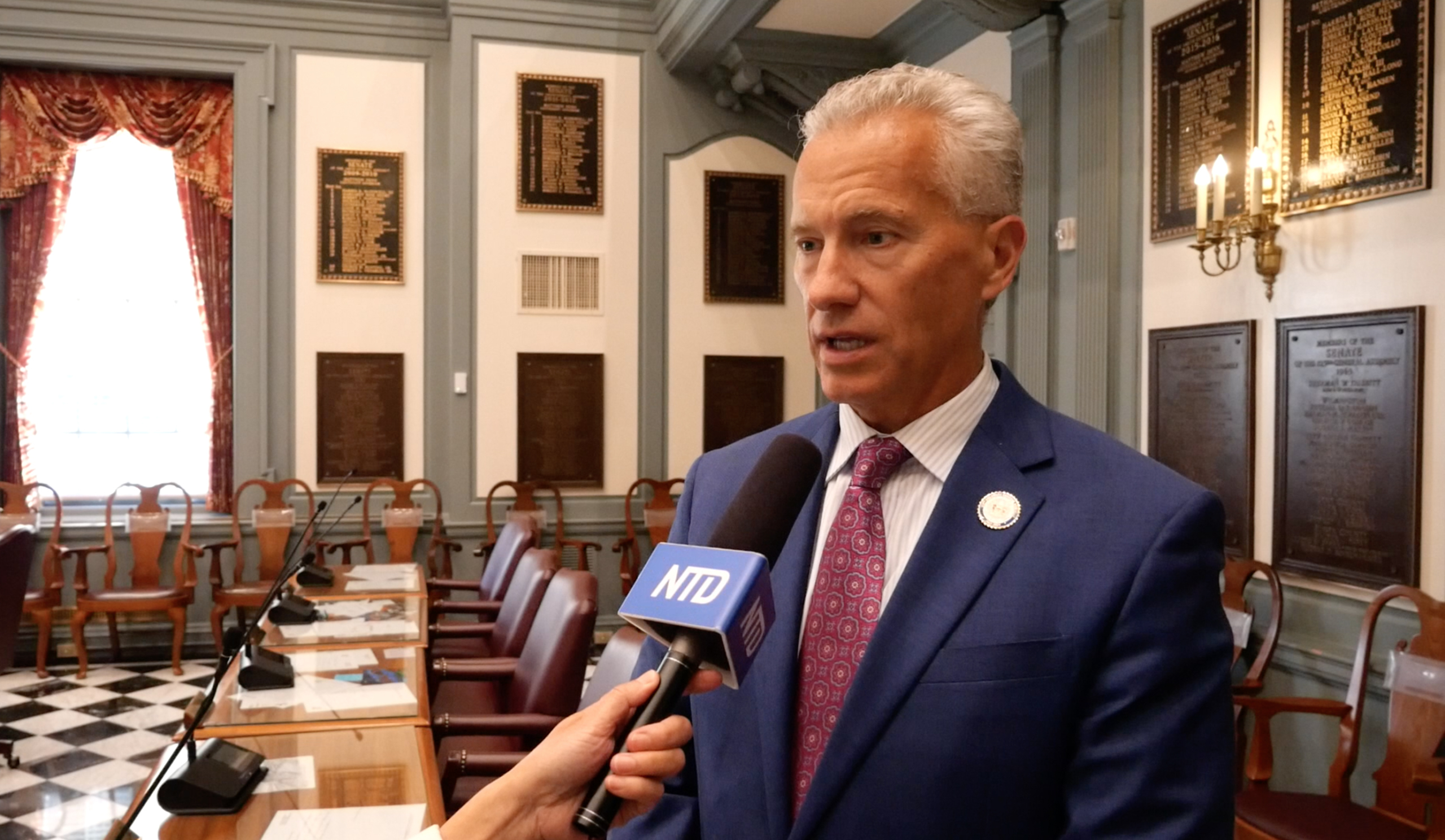 Dân biểu tiểu bang Lyndon Yearick nói với NTD, hôm 20/06/2024. (Ảnh: Andrew Li/The Epoch Times)