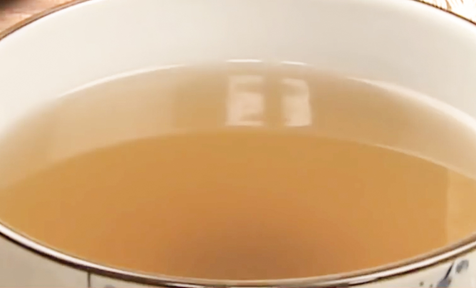 Sinh Mạch Ẩm có thể cải thiện các triệu chứng như đổ mồ hôi, khô miệng, lười nói và say nắng. (Ảnh: Đàm cổ luận kim Trung y thoại cung cấp)