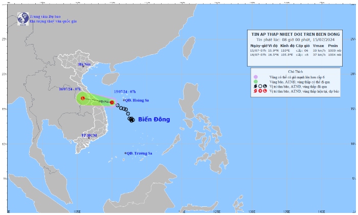 Áp thấp nhiệt đới gây mưa lớn khắp Việt Nam