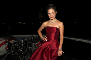 Nữ diễn viên Laura Osnes vượt qua văn hóa tẩy chay và lựa chọn sống vì Thiên Chúa