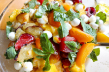 Món salad trái cây mùa hè ngon tuyệt